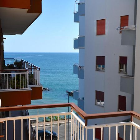 Lo Scorcio Sul Mare Apartment Formia Extérieur photo